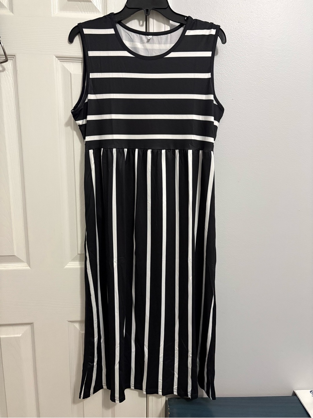Black & White Striped Sleeveless Midi Dress